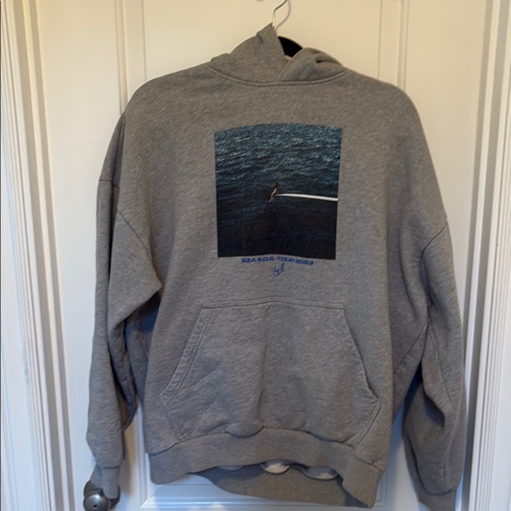 SZA collector Heather Gray Ocean Scene Hoodie